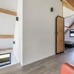 Thatched Luxury Leisure Farm For 6 People