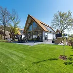 Thatched Luxury Leisure Farm For 6 People *