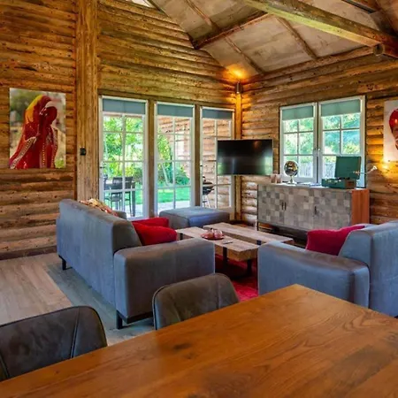 Thatched Luxury Leisure Farm For 6 People