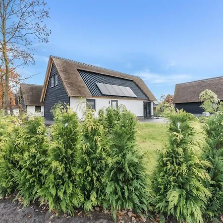 Thatched Luxury Leisure Farm For 6 People